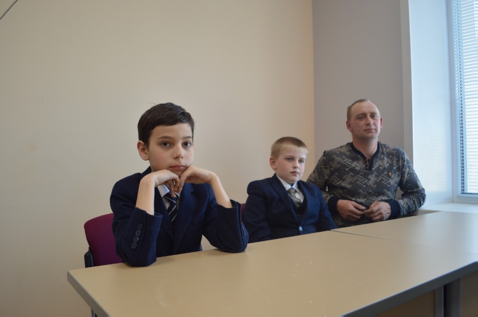 ����� ��������� ���� ������������� 