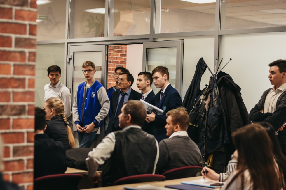 ����� ��������� ���� ������������� 