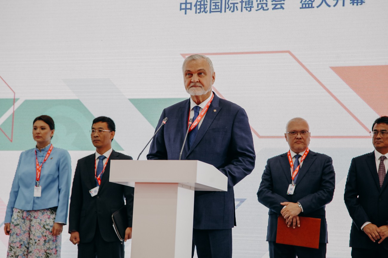 ��� ��������� ������� � ������ '������: ������ � ����� ? �������������� ��������������'.