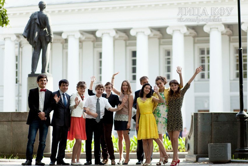 The first 2013 graduates (photo report)