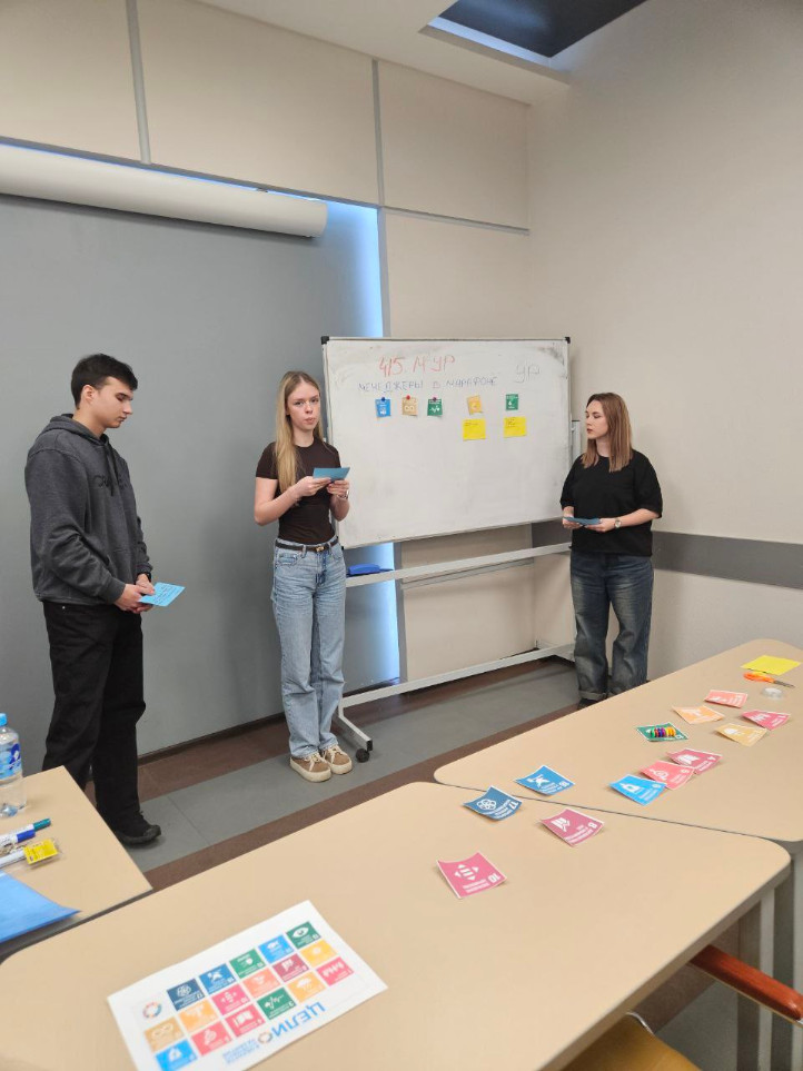 Кураторский час с благотворительным фондом 'Альпари' Кураторский час с благотворительным фондом 'Альпари'