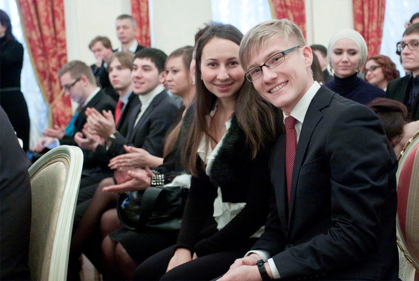 Thirteen students and postgraduates won awards by the name of Ilsur Metshin.