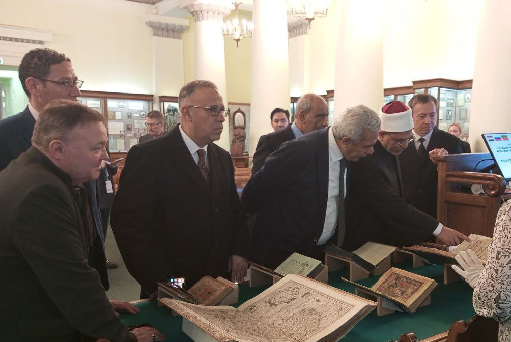 Научная библиотека им. Н.И. Лобачевского приняла участие в приеме иностранных делегаций, посетивших КФУ 27 августа Научная библиотека им. Н.И. Лобачевского приняла участие в приеме иностранных делегаций, посетивших КФУ 27 августа