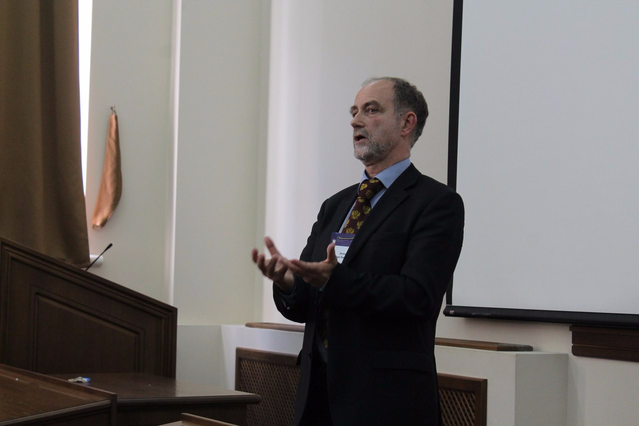 C 19 по 24 июня 2017 года на базе кафедры международного и европейского права юридического факультета КФУ прошла международная междисциплинарная летняя школа ? европейский молодежный форум 'К 60-летию Римских договоров: история и современные вызовы' в рамках мероприятий Центра превосходства Жана Монне в области европейских исследований VOICES+. C 19 по 24 июня 2017 года на базе кафедры международного и европейского права юридического факультета КФУ прошла международная междисциплинарная летняя школа ? европейский молодежный форум 'К 60-летию Римских договоров: история и современные вызовы' в рамках мероприятий Центра превосходства Жана Монне в области европейских исследований VOICES+.