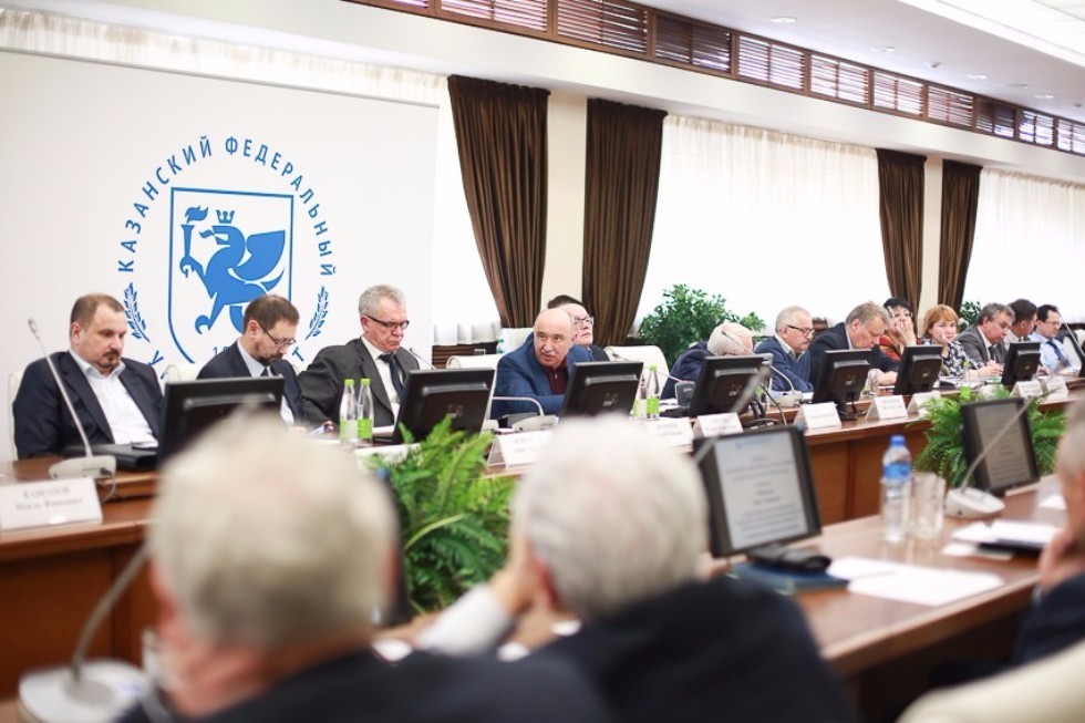 Kazan University Applies for Merger with Almetyevsk State Petroleum Institute ,Academic Council, IGPT, IIRHOS, IPE, EI, NCI, Almetyevsk State Petroleum Institute, Tatar language, publications