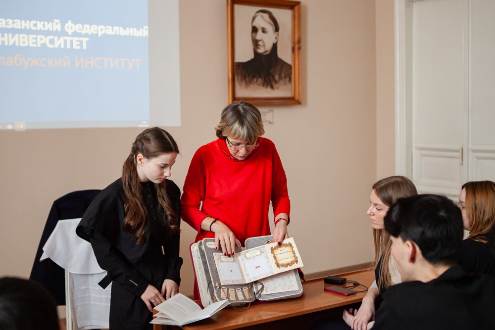 Ученица школы 'Университетская' Залина Латыпова стала победителем Республиканской олимпиады школьников по технологии Ученица школы 'Университетская' Залина Латыпова стала победителем Республиканской олимпиады школьников по технологии