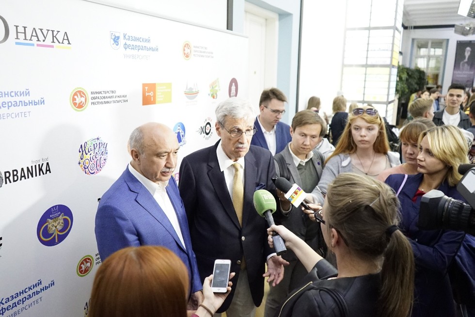 PRO Science Night: historical dance, lectures and live paintings