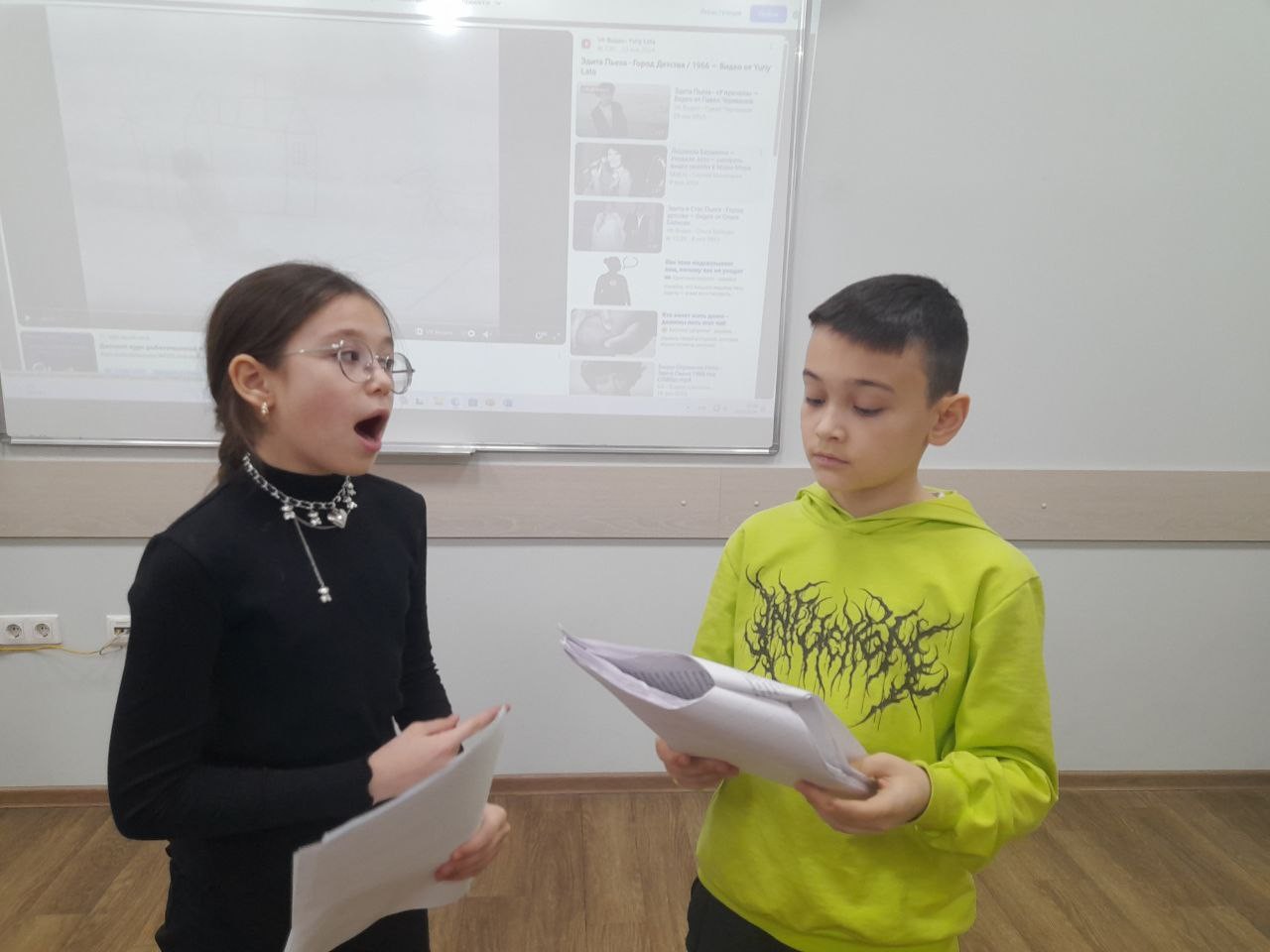 Юные актеры детского театра КФУ 'Радуга' репетируют спектакль 'Маленький принц' Юные актеры детского театра КФУ 'Радуга' репетируют спектакль 'Маленький принц'