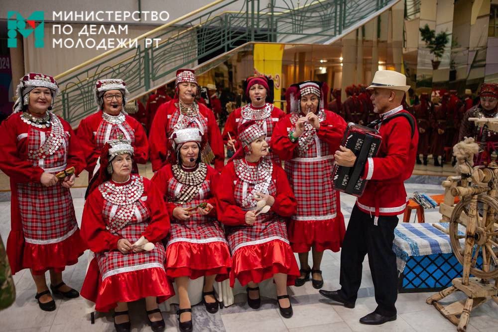 День народного единства ? это не просто дата в календаре, это символ сплоченности и взаимопонимания между различными народами, населяющими нашу страну. День народного единства ? это не просто дата в календаре, это символ сплоченности и взаимопонимания между различными народами, населяющими нашу страну.