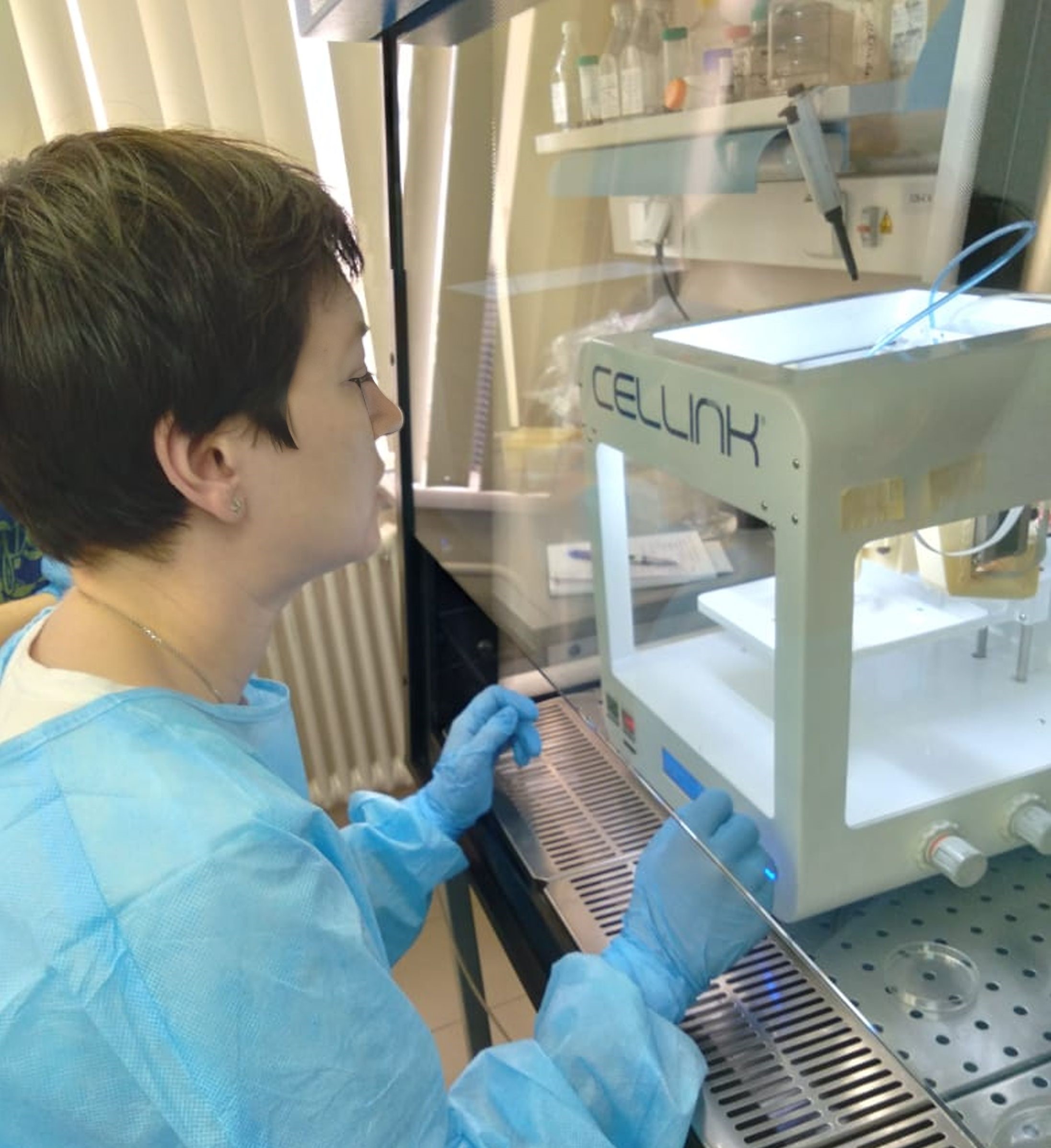 Курс по основам культивирования в биореакторе и биопринтинг клеток млекопитающих Курс по основам культивирования в биореакторе и биопринтинг клеток млекопитающих