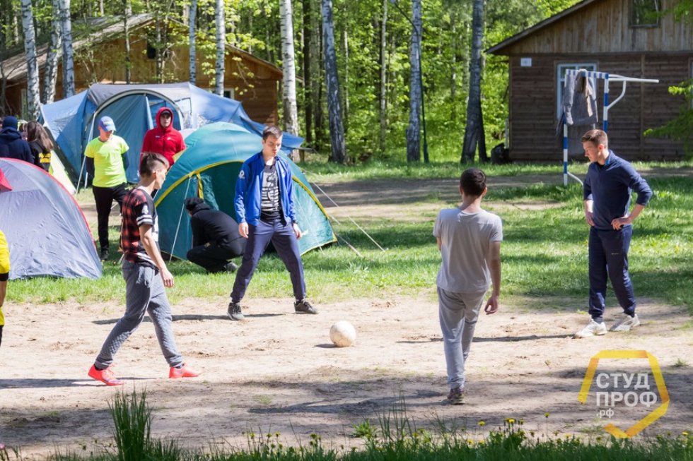 Чемпионат по туризму в рамках Спартакиад студентов и аспирантов КФУ 2015-2016 учебного года Чемпионат по туризму в рамках Спартакиад студентов и аспирантов КФУ 2015-2016 учебного года