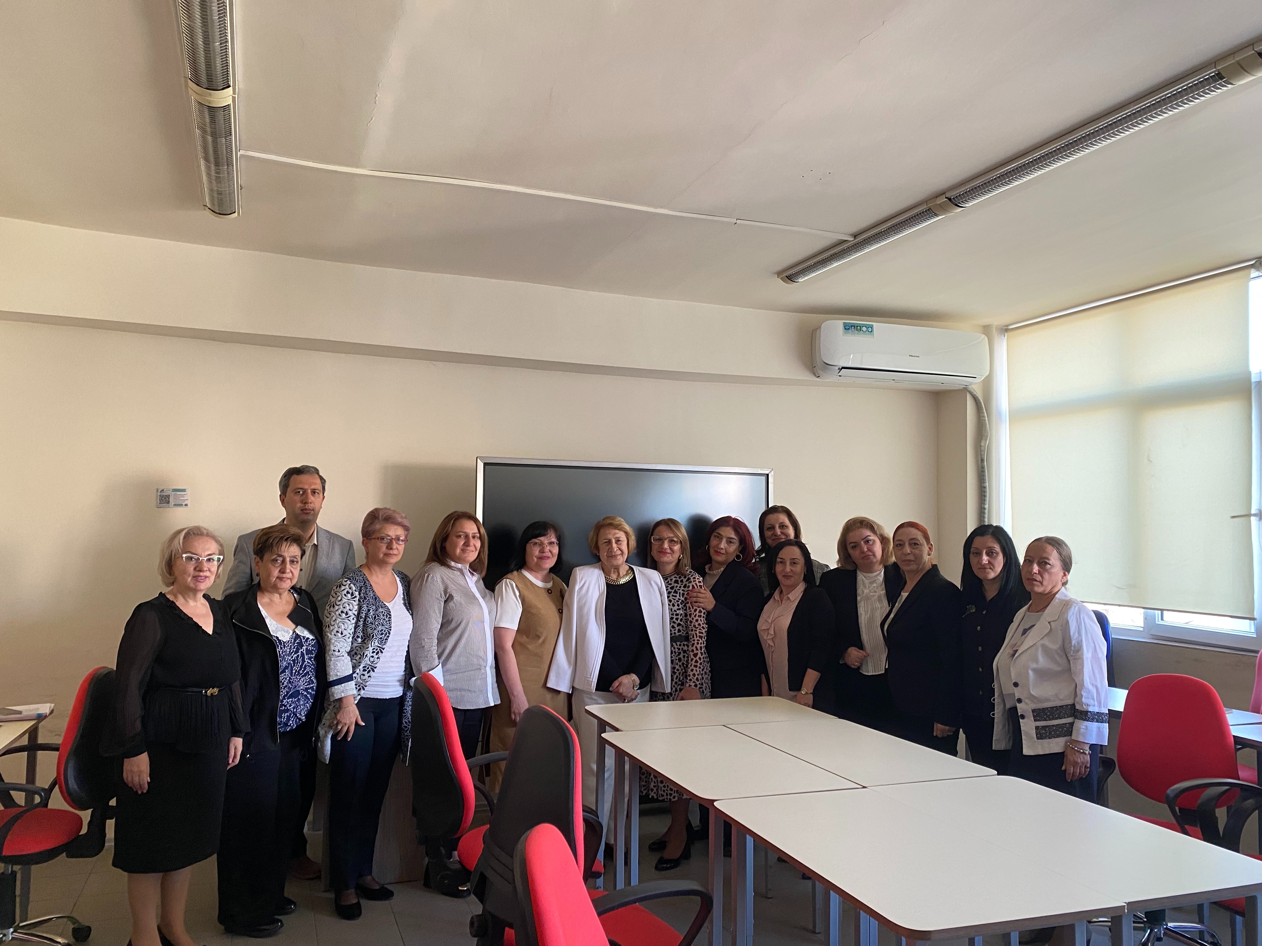 Заведующий кафедрой педагогики Елабужского института КФУ прошла научную стажировку в Армении Заведующий кафедрой педагогики Елабужского института КФУ прошла научную стажировку в Армении