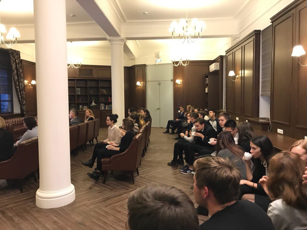 Собрание с родителями обучающихся лицея имени Н.И. Лобачевского Собрание с родителями обучающихся лицея имени Н.И. Лобачевского