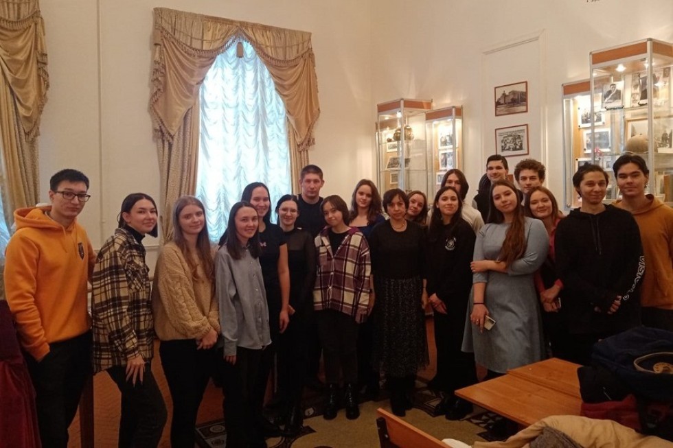 'Новогодние истории' в Елабужском институте КФУ 'Новогодние истории' в Елабужском институте КФУ