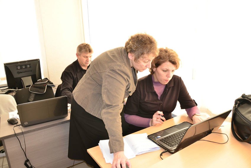 Дистанционное обучение ? в школы России! Дистанционное обучение ? в школы России!