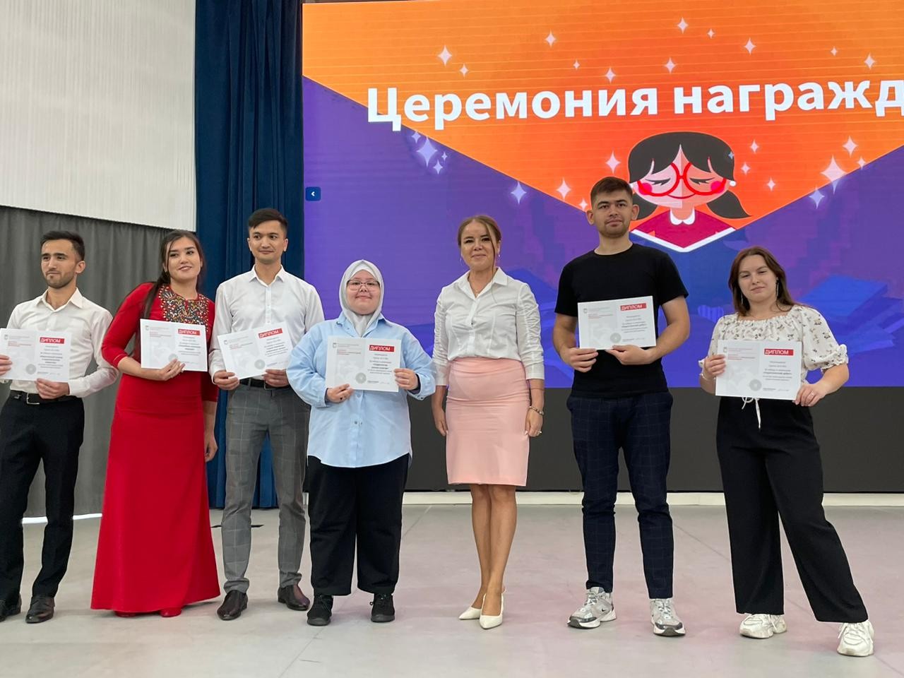 Состоялся творческий отчет будущих педагогов-филологов по летней педагогической практике Состоялся творческий отчет будущих педагогов-филологов по летней педагогической практике