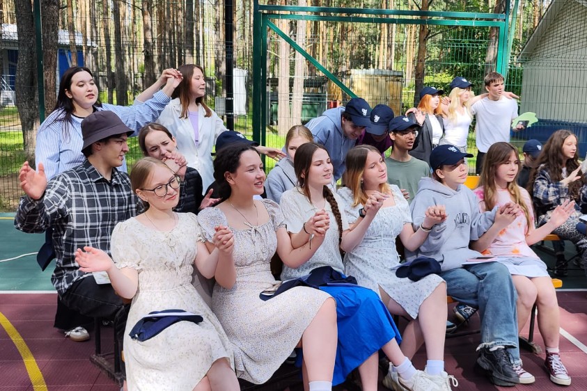 Смена 'ЛингвоБит' завершилась в лагере 'Буревестник' Елабужского института КФУ Смена 'ЛингвоБит' завершилась в лагере 'Буревестник' Елабужского института КФУ