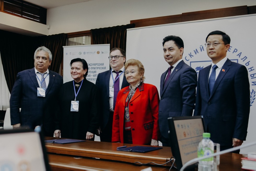 На базе КФУ создано региональное отделение Общества российско-китайской дружбы На базе КФУ создано региональное отделение Общества российско-китайской дружбы