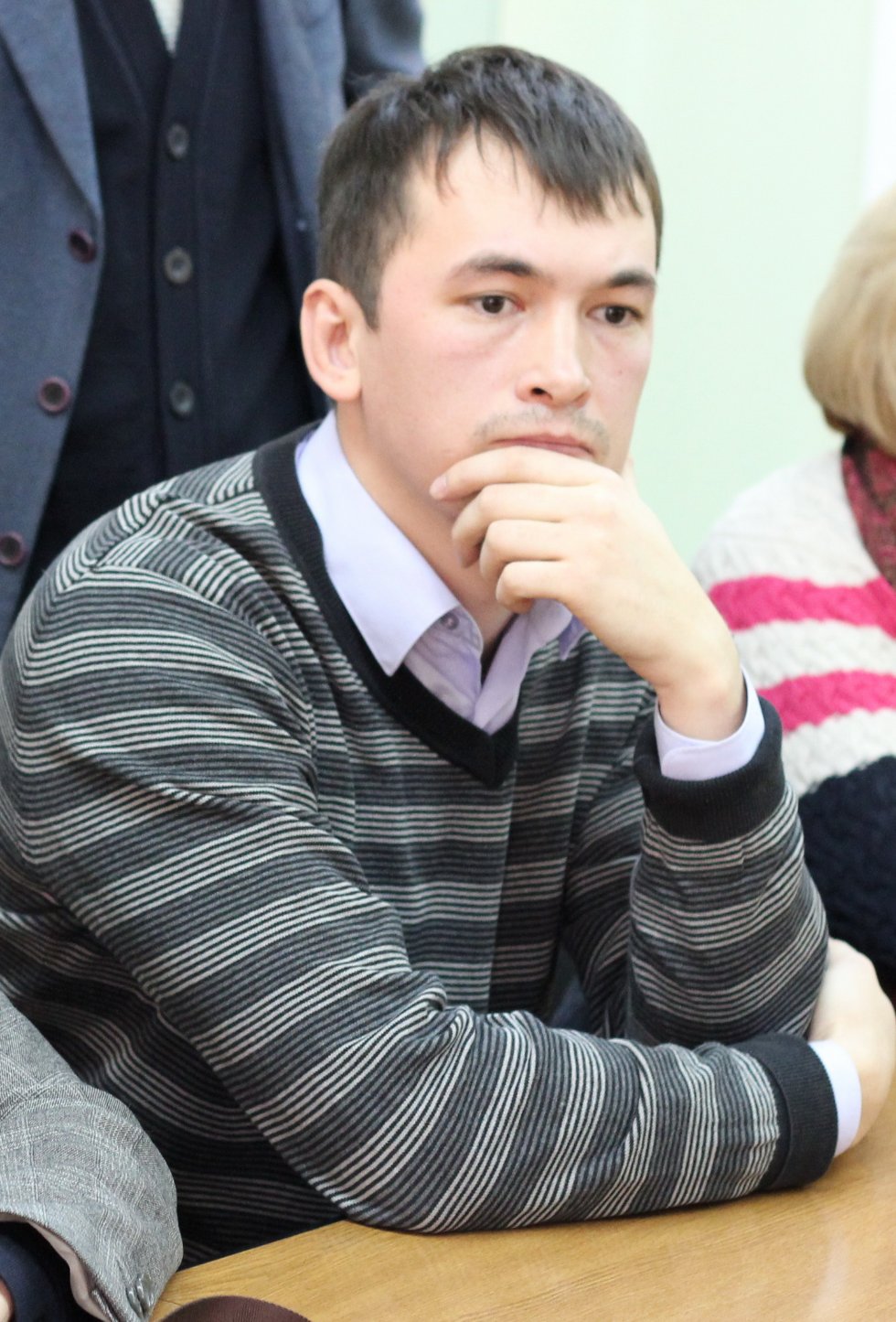 Директор Махмут Ганиев посетил факультет филологии и журналистики Директор Махмут Ганиев посетил факультет филологии и журналистики