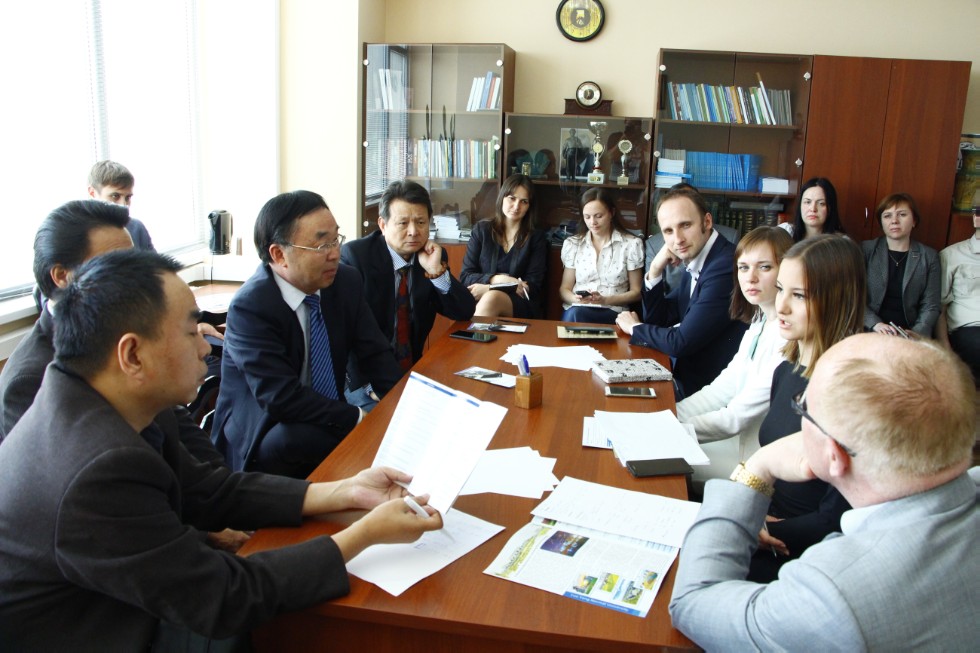 ������������� ��������� ������������ (��������� �������) � ������ �������� ������ �������� ���