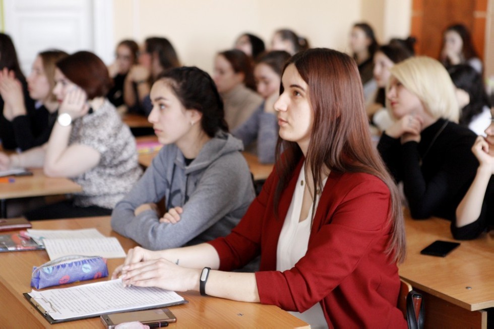 'Актуальные проблемы методики обучения русскому языку и литературе на современном этапе: традиции и инновации' 'Актуальные проблемы методики обучения русскому языку и литературе на современном этапе: традиции и инновации'