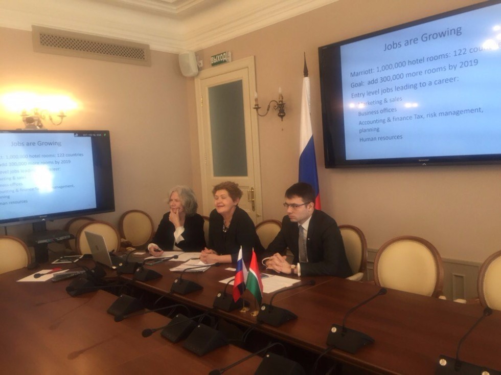 Руководитель программ GTTP Нэнси Нидхем в Казани Руководитель программ GTTP Нэнси Нидхем в Казани