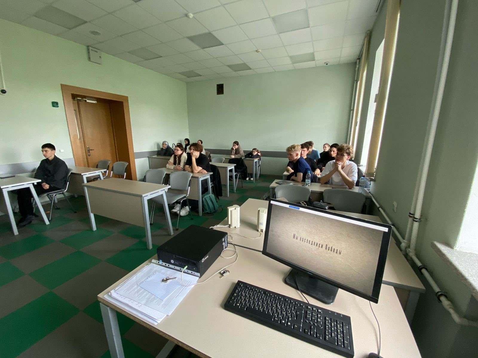 ����������� 80-����� ������ � ������� ������������� ����� ,������� ���������� ������ � ���������� ����������