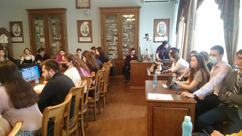 Состоялся межвузовский студенческий круглый стол на тему 'Влияние социальной трансформации на реализацию субъективных прав на землю' Состоялся межвузовский студенческий круглый стол на тему 'Влияние социальной трансформации на реализацию субъективных прав на землю'