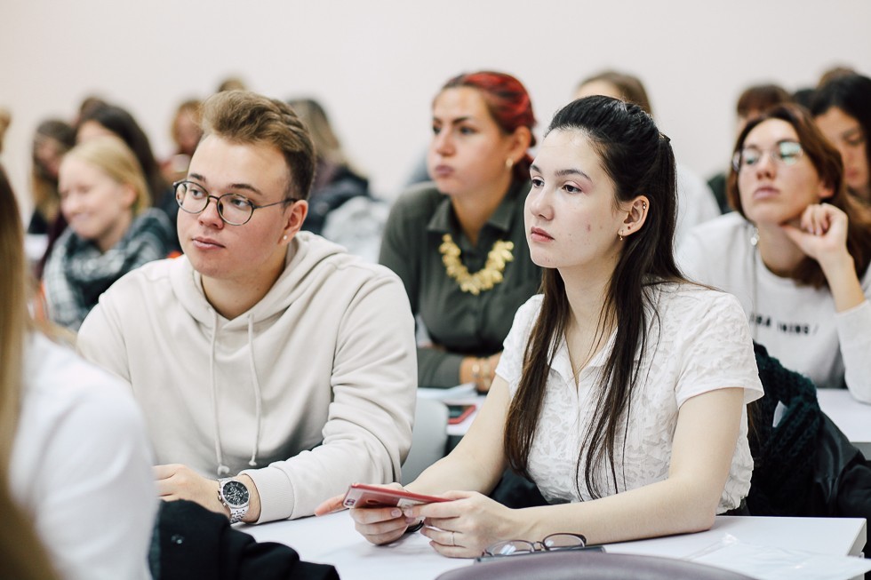 � ������ ����� ������������� ��������� � �������������� ������ ���������(������������)