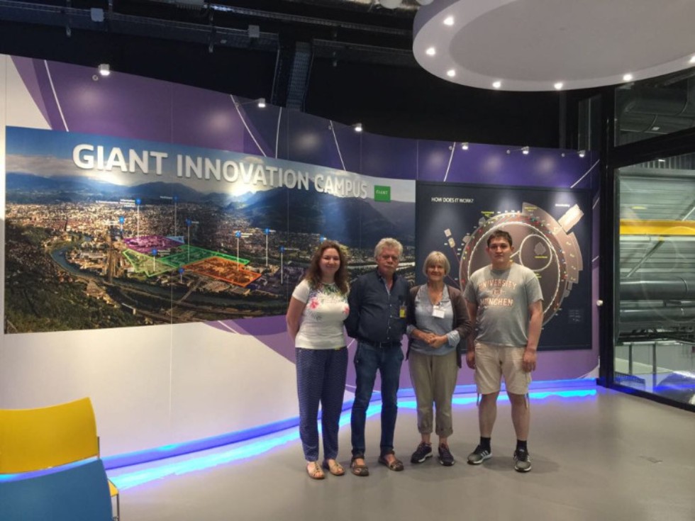 ����������� �  ,European Synchrotron Radiation Facility, ����������� ������, ��������