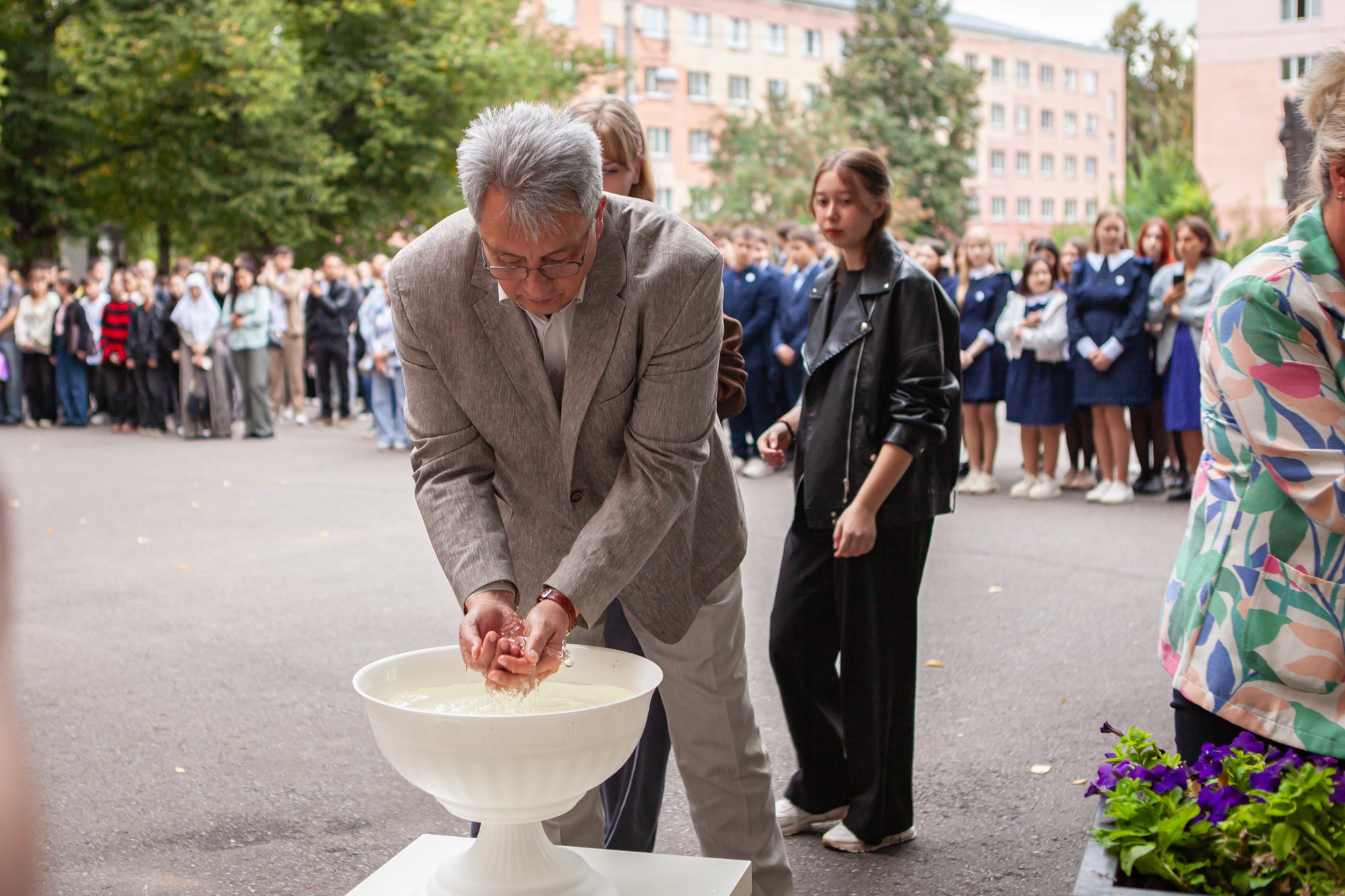В Елабужском институте КФУ прошла ежегодная Всероссийская акция 'Капля жизни' В Елабужском институте КФУ прошла ежегодная Всероссийская акция 'Капля жизни'