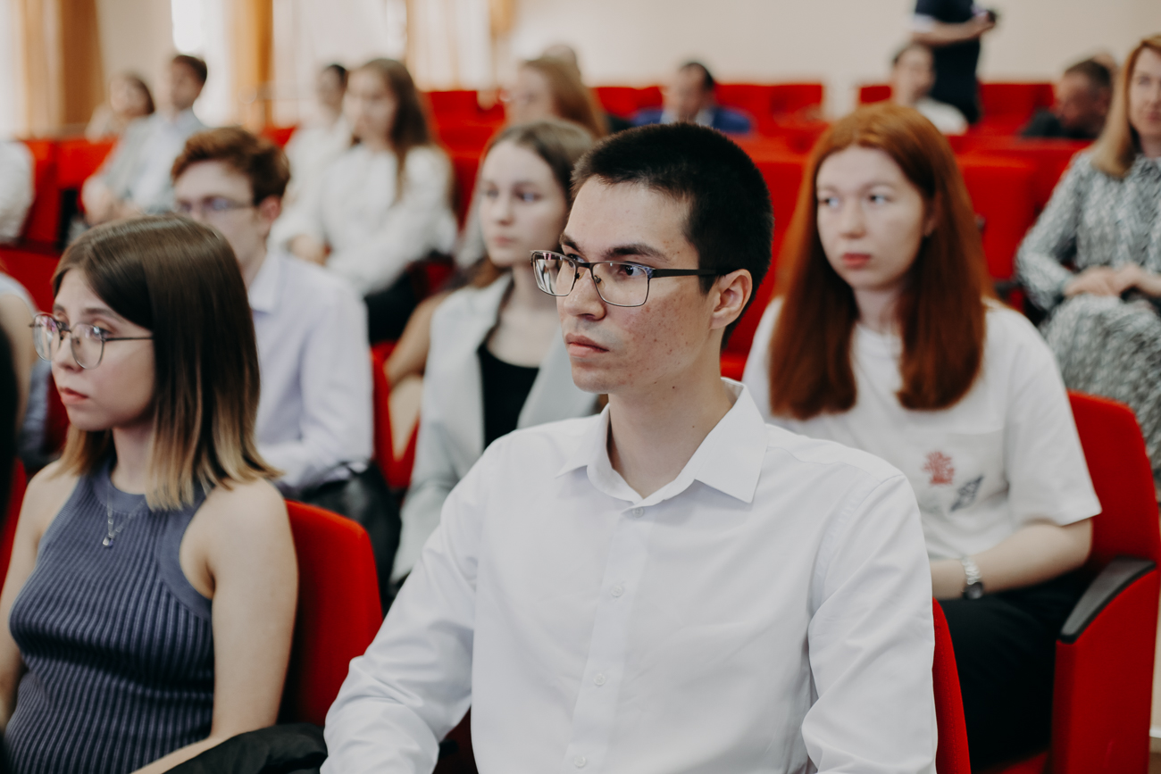 Итоги Конкурса на лучшую научную работу студентов КФУ 2024 г. Итоги Конкурса на лучшую научную работу студентов КФУ 2024 г.