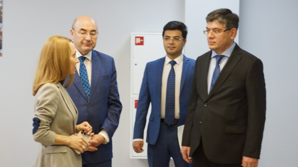 ������� ������������ ������� ���������� ���������� �� ���������� � ��������� ��������� � ������������� ������������ ���