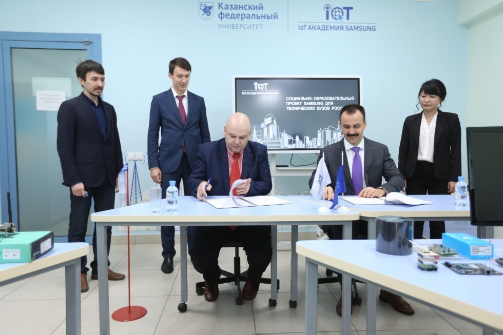 IoT Academy Samsung opened at Kazan University ,Samsung, HSITIS