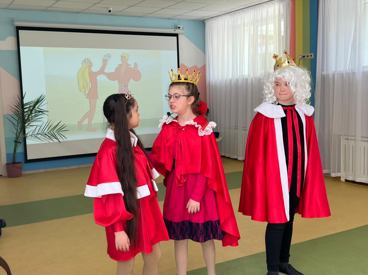 Театральная деятельность детского театра КФУ 'Радуга' в 2023-2024 учебном году Театральная деятельность детского театра КФУ 'Радуга' в 2023-2024 учебном году