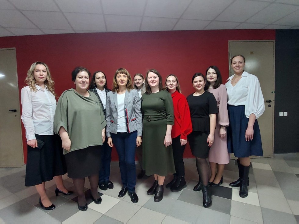 ����������� ��������� � ���������� � ������� ������������ �����