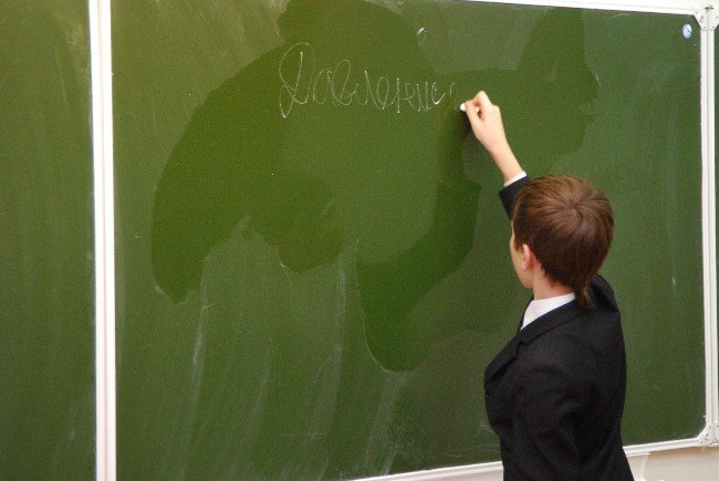 � �������