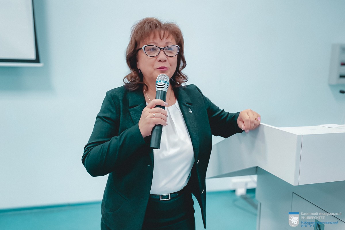 �������� ������ �������� ���������� ��� �����