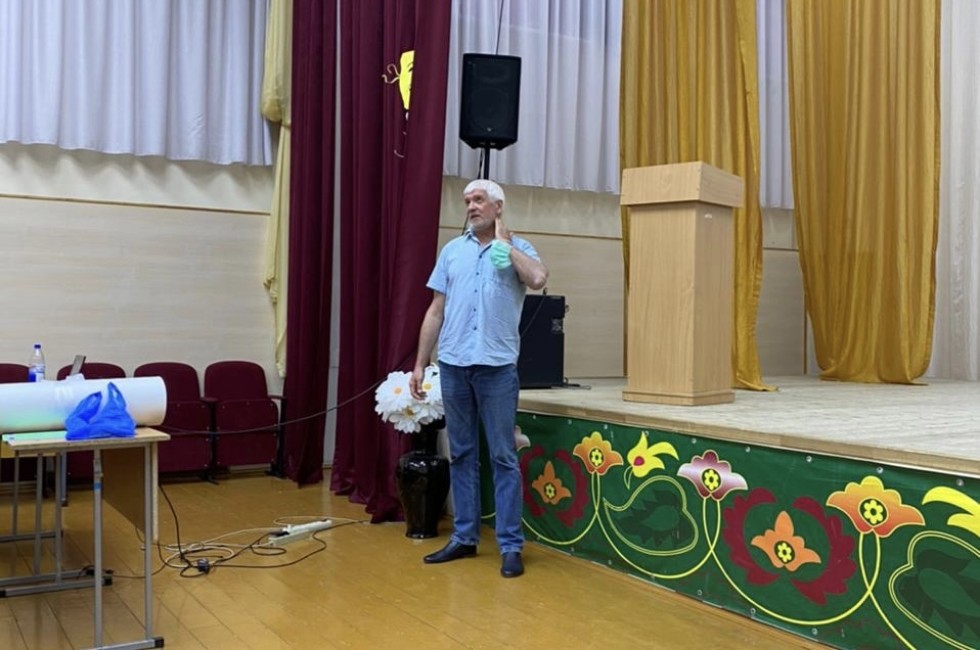 Стратегическую сессию для школ Мензелинска провел Елабужский институт КФУ Стратегическую сессию для школ Мензелинска провел Елабужский институт КФУ