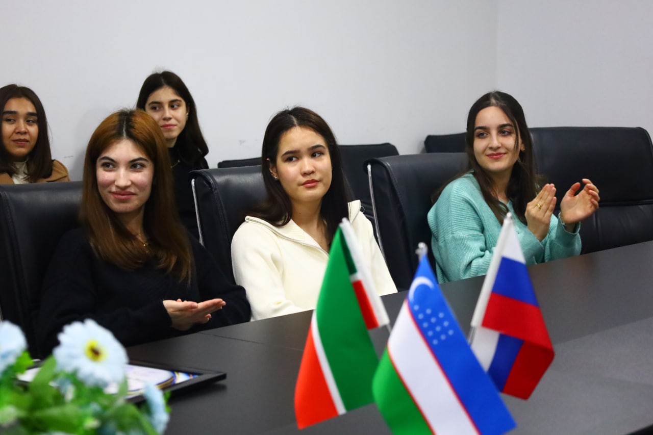 Женщины-ученые филиала КФУ обсудили развитие науки Женщины-ученые филиала КФУ обсудили развитие науки