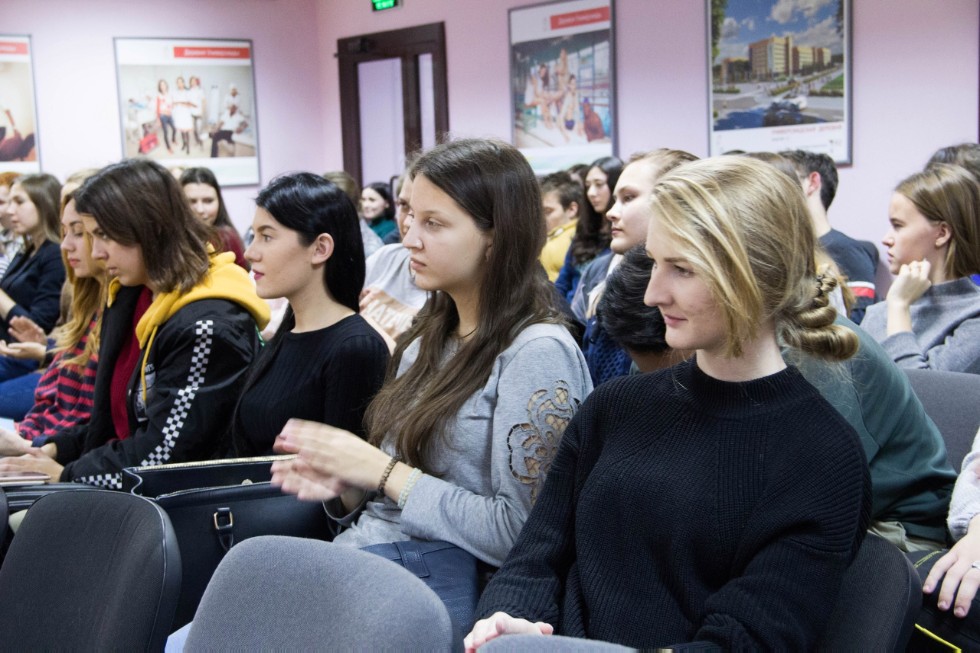 Вечерний понедельник в ДУ: дружеская встреча семьи ИСФН Вечерний понедельник в ДУ: дружеская встреча семьи ИСФН