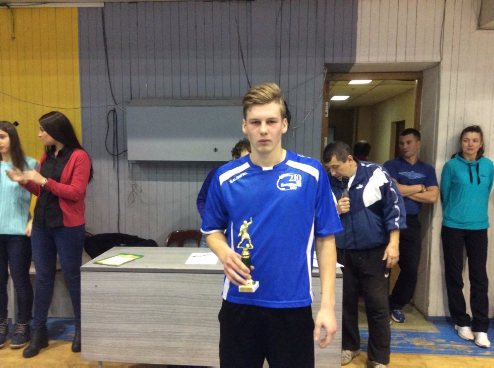 Кубок Казанского университета по мини-футболу остается в стенах Института физики Кубок Казанского университета по мини-футболу остается в стенах Института физики