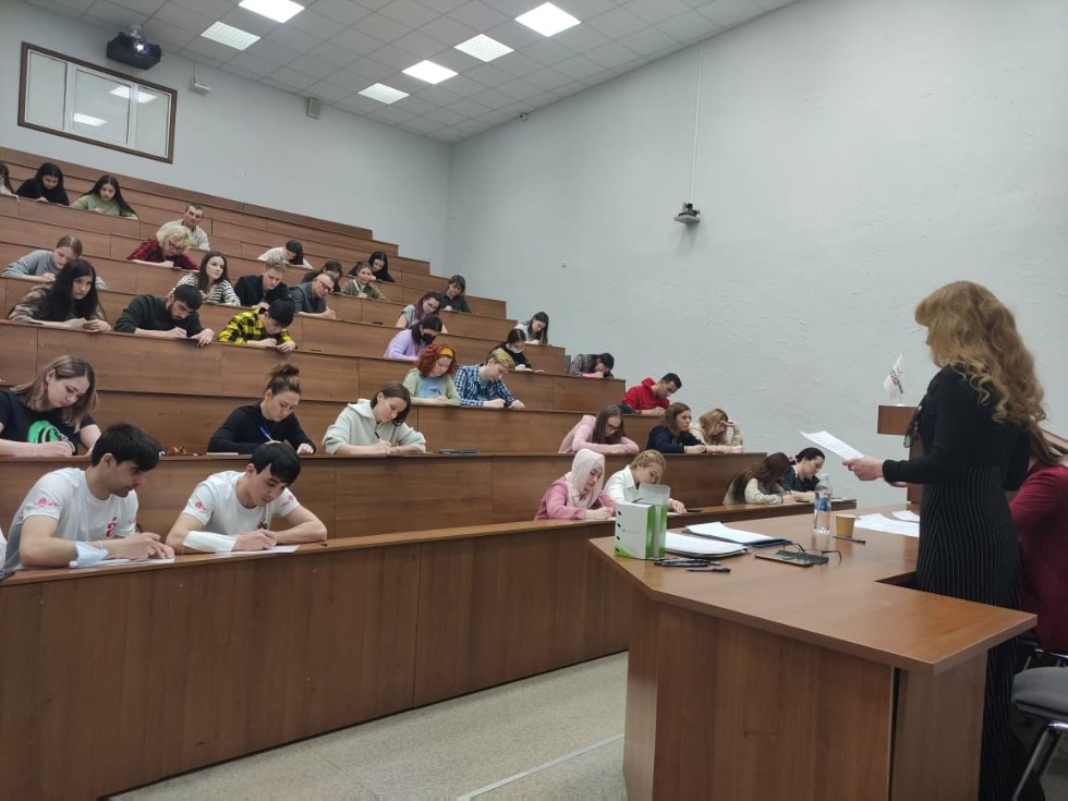 ��������� �������:  '������ �������� ? ��� �����!'