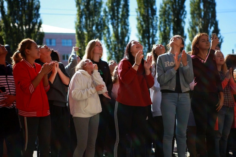 21 �������� - ������������� ���� ����