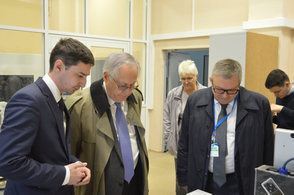 ����� �������� 2016