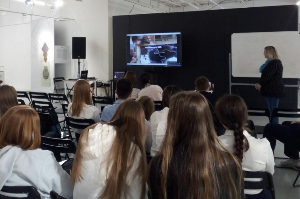 Преподаватели Елабужского института выступили спикерами на Всероссийском фестивале Milmax Science Kazan 2022 Преподаватели Елабужского института выступили спикерами на Всероссийском фестивале Milmax Science Kazan 2022