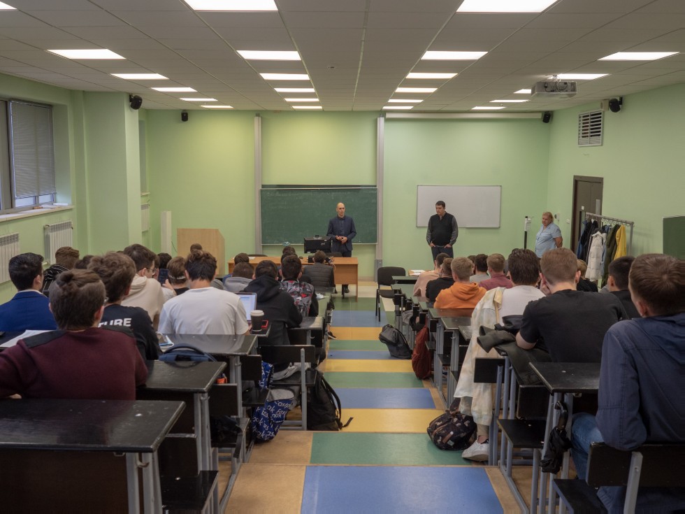 Приглашение к прохождению срочной службы в Технополисе 'Эра' Приглашение к прохождению срочной службы в Технополисе 'Эра'