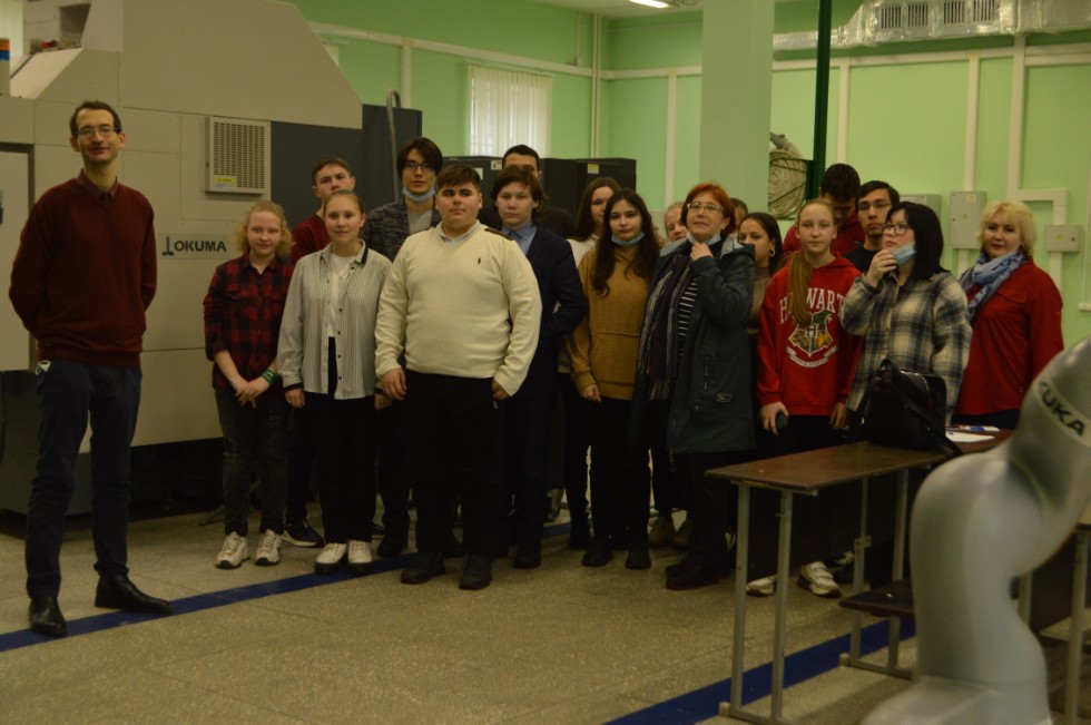 Выпускники школ г.Чебоксары, г. Новочебоксарск посетили Инженерный институт КФУ ,инженерный институт КФУ, ХАфизов И.И.