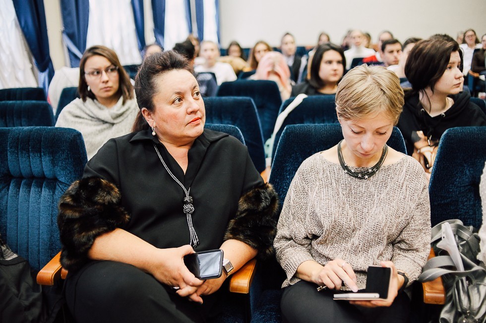 �������� ������ ����� ����������� ������ � �������� ����������� � ������������ ���(������������)