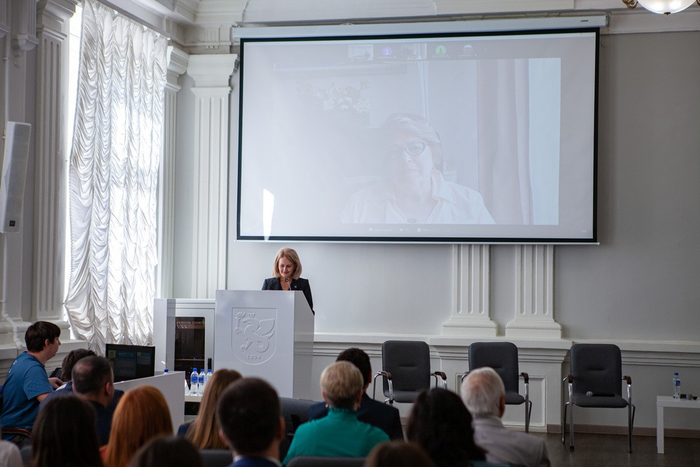 IX ������������ ������: �������� (����)